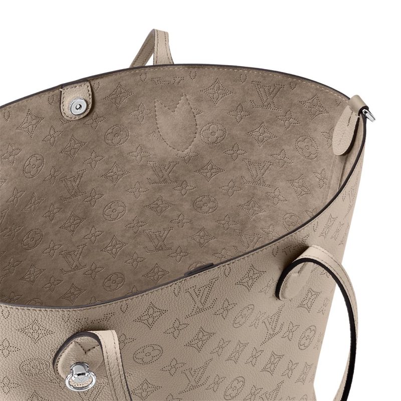 Louis Vuitton Blossom MM M21852 - Image 3