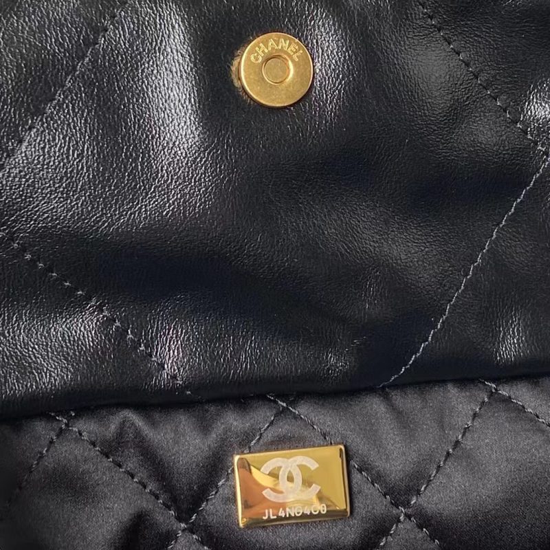 Chanel 22 AS3260 Small Bag Black Shiny Crumpled Calfskin Gold Hardware - Image 8