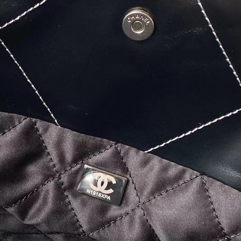 Chanel 22 AS3260 Small Bag Black and Silver Shiny Calfskin Silver Hardware - Image 7