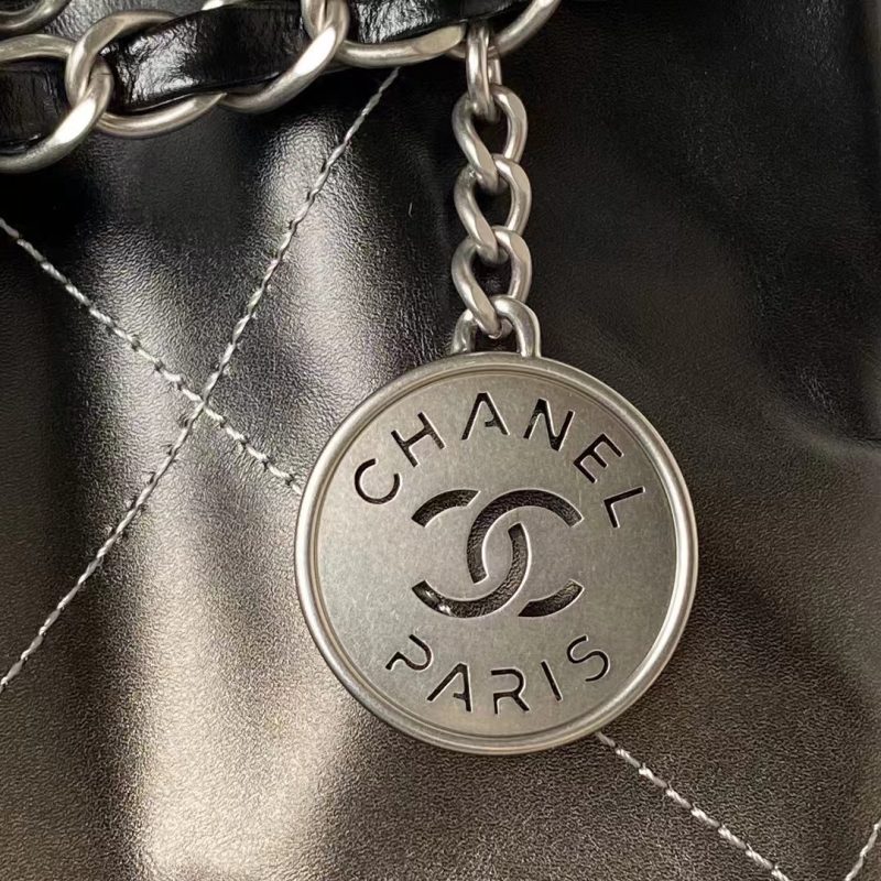 Chanel 22 AS3260 Small Bag Black and Silver Shiny Calfskin Silver Hardware - Image 6